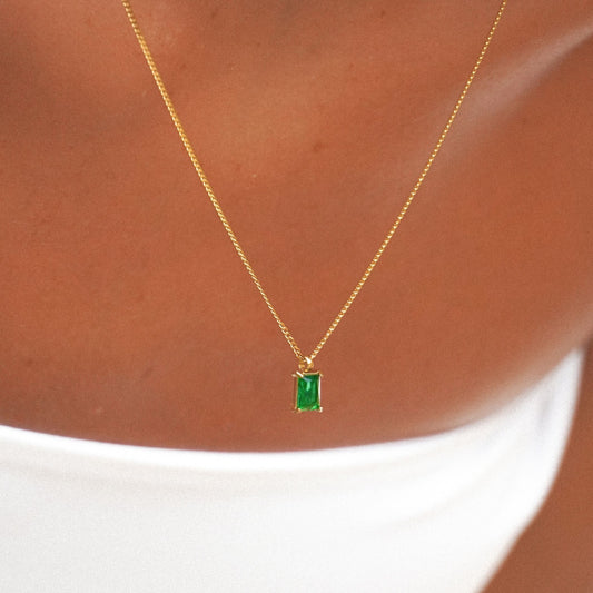 Collar de Esmeraldas