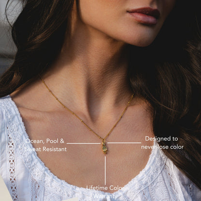 Collar de mano guardiana