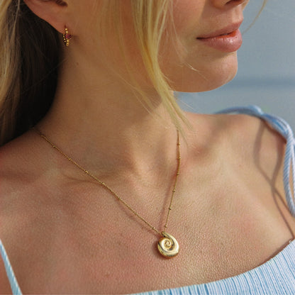 Collar de conchas