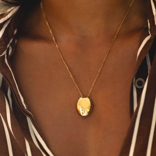 Collar de guijarros